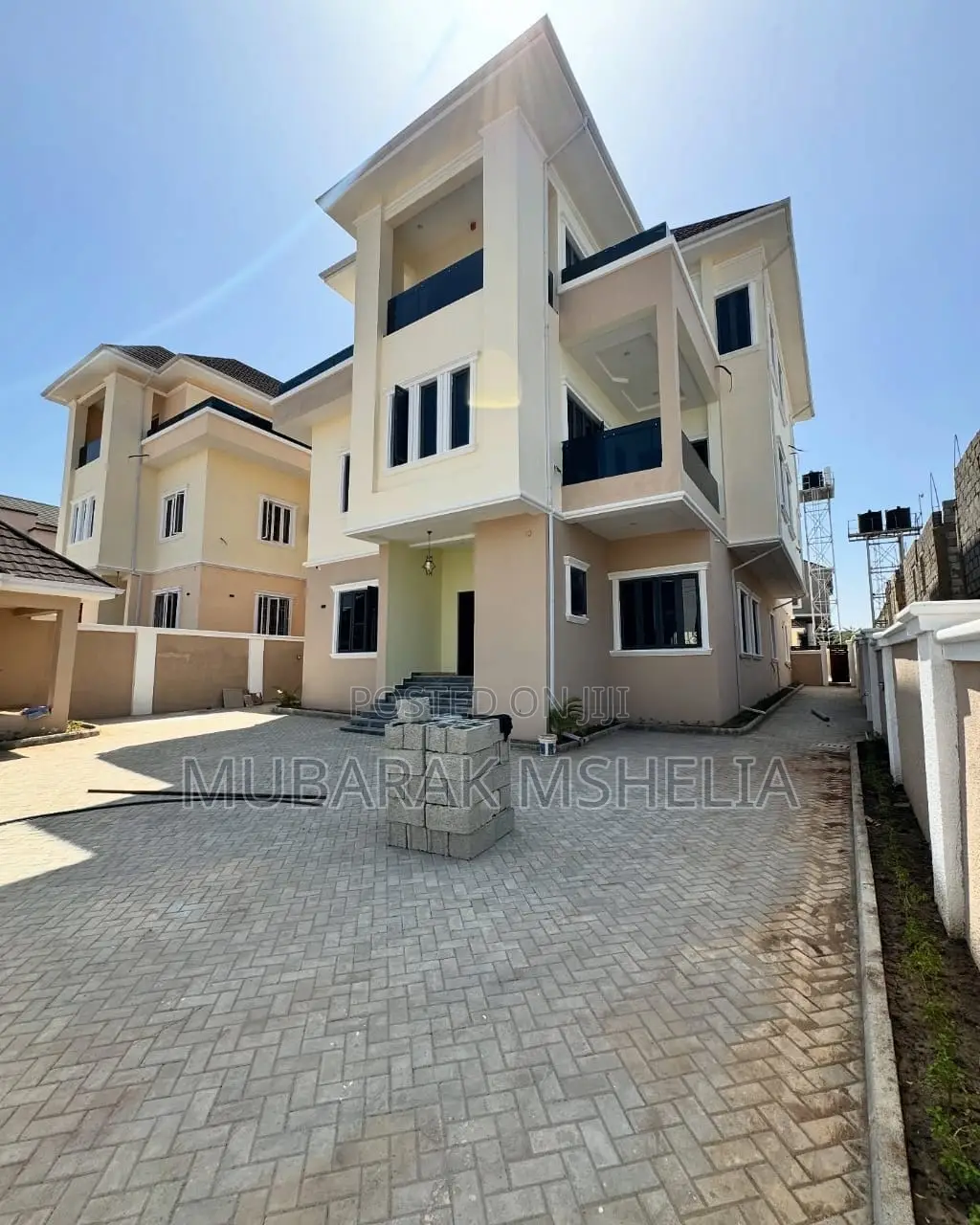 7bdrm Duplex in Guzape District for sale in Guzape District