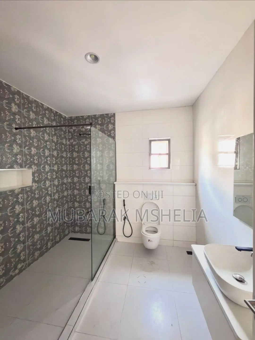 5bdrm Duplex in Guzape District for sale in Guzape District