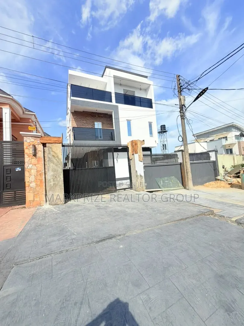 5bdrm Duplex in Magodo Gra Phase 2 for sale in GRA Phase 2 Shangisha