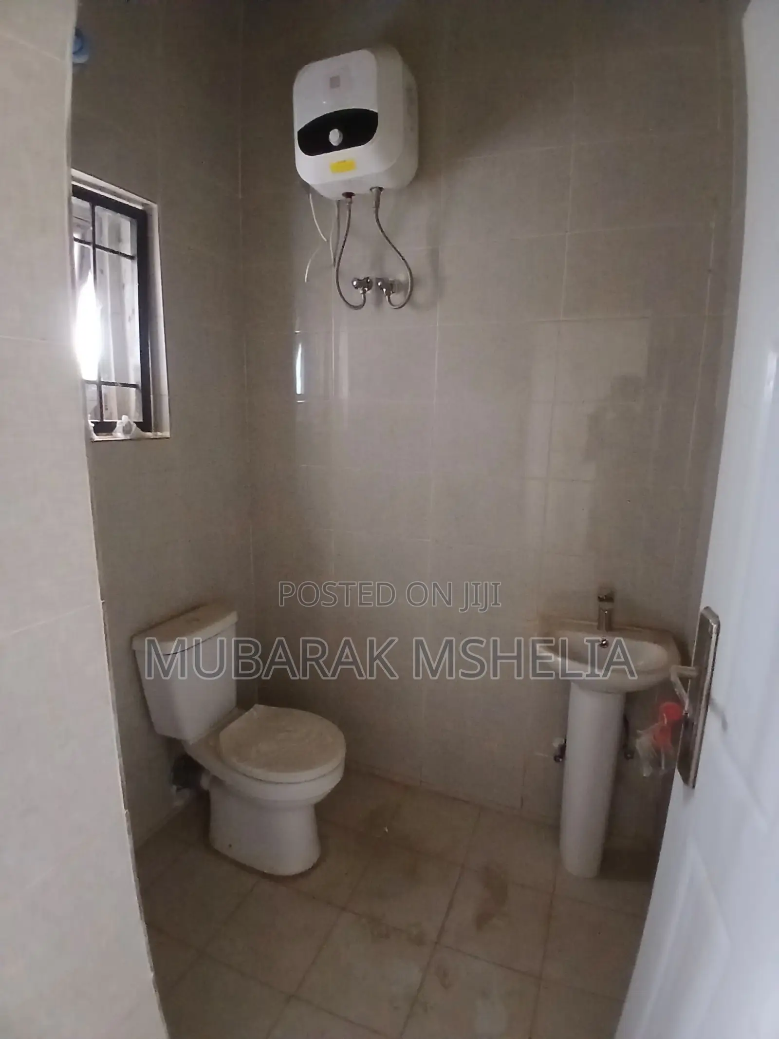 3bdrm Block of Flats in Kaura for sale in Kaura