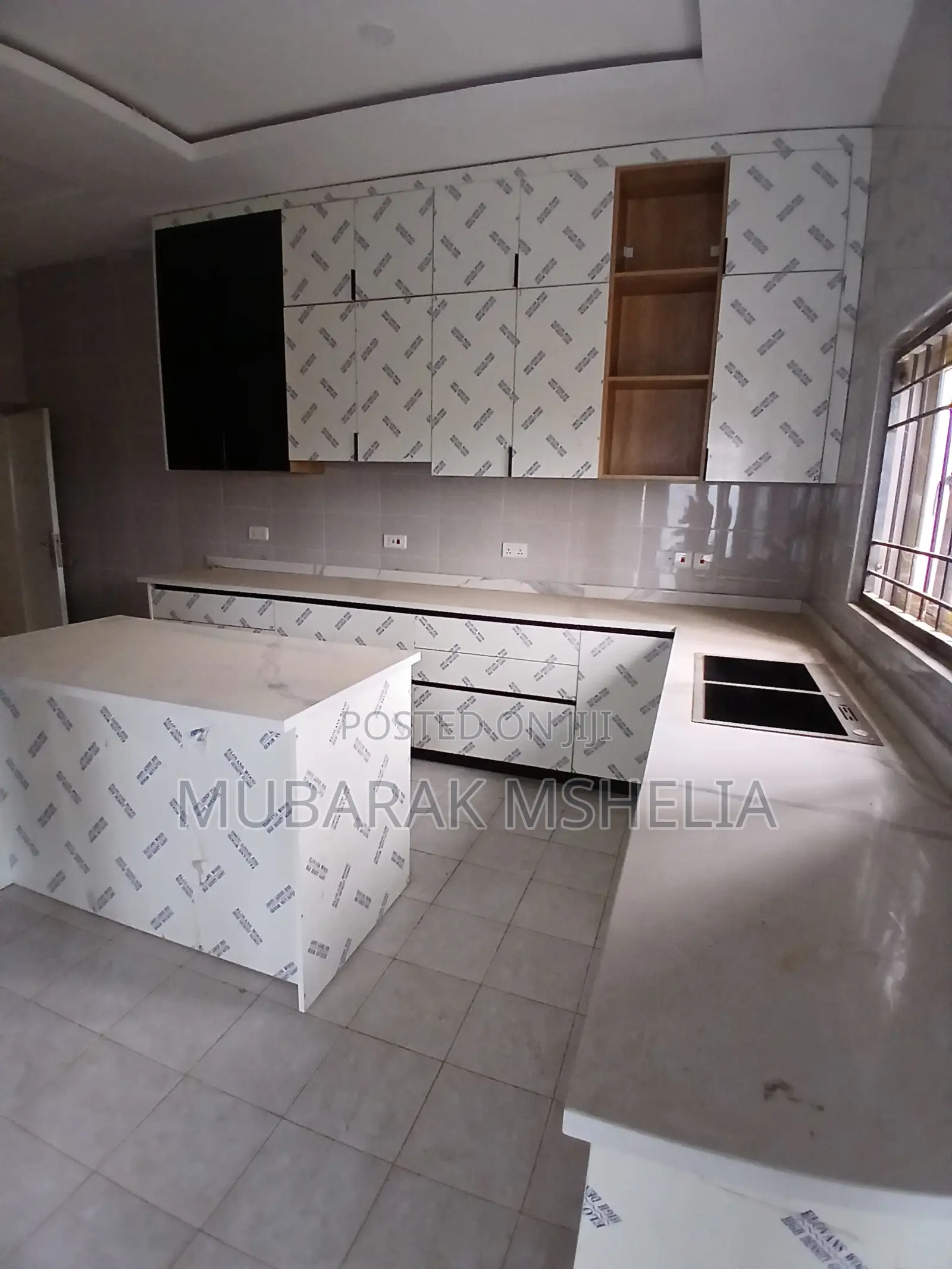 3bdrm Block of Flats in Kaura for sale in Kaura
