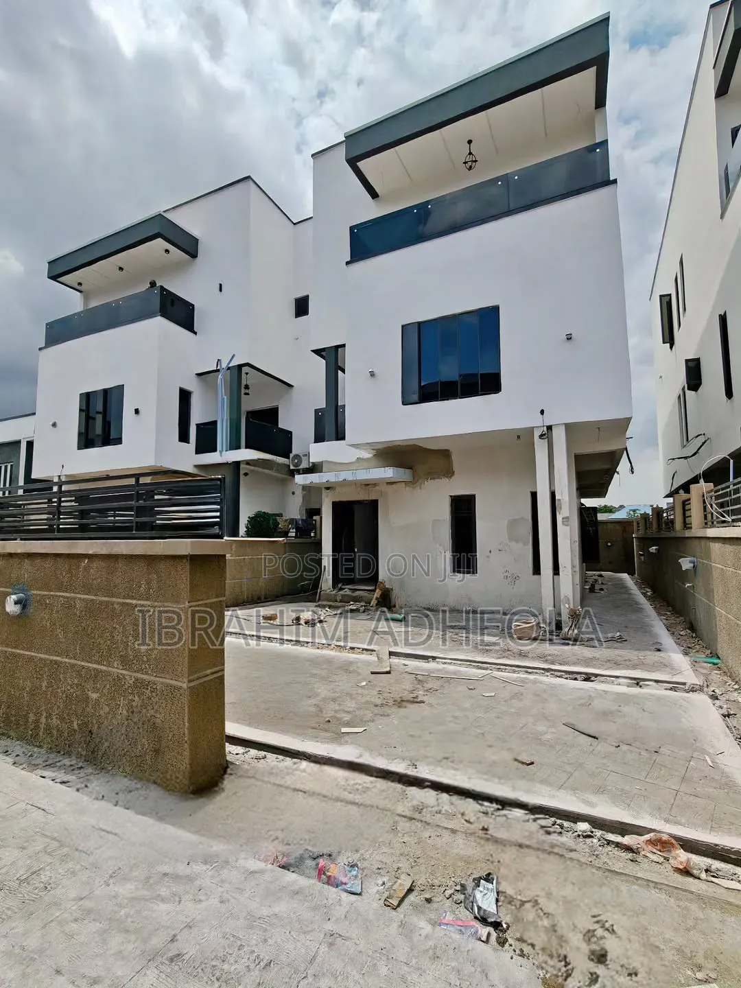4bdrm Duplex in Opebi for sale in Opebi