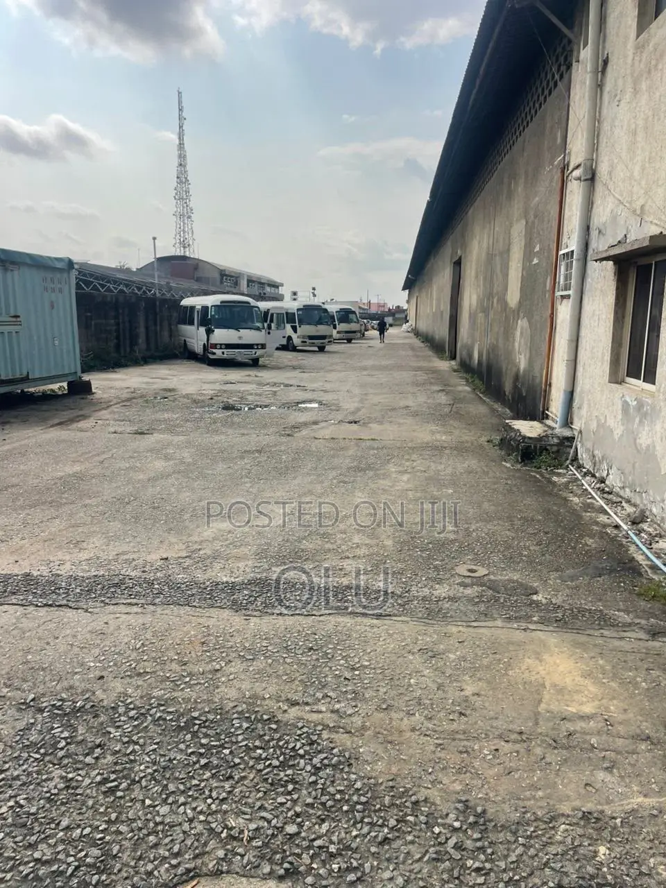 Very Big Warehouse on 14,000 SQM of Land in Ojota Lagos in New Garage / Ojota