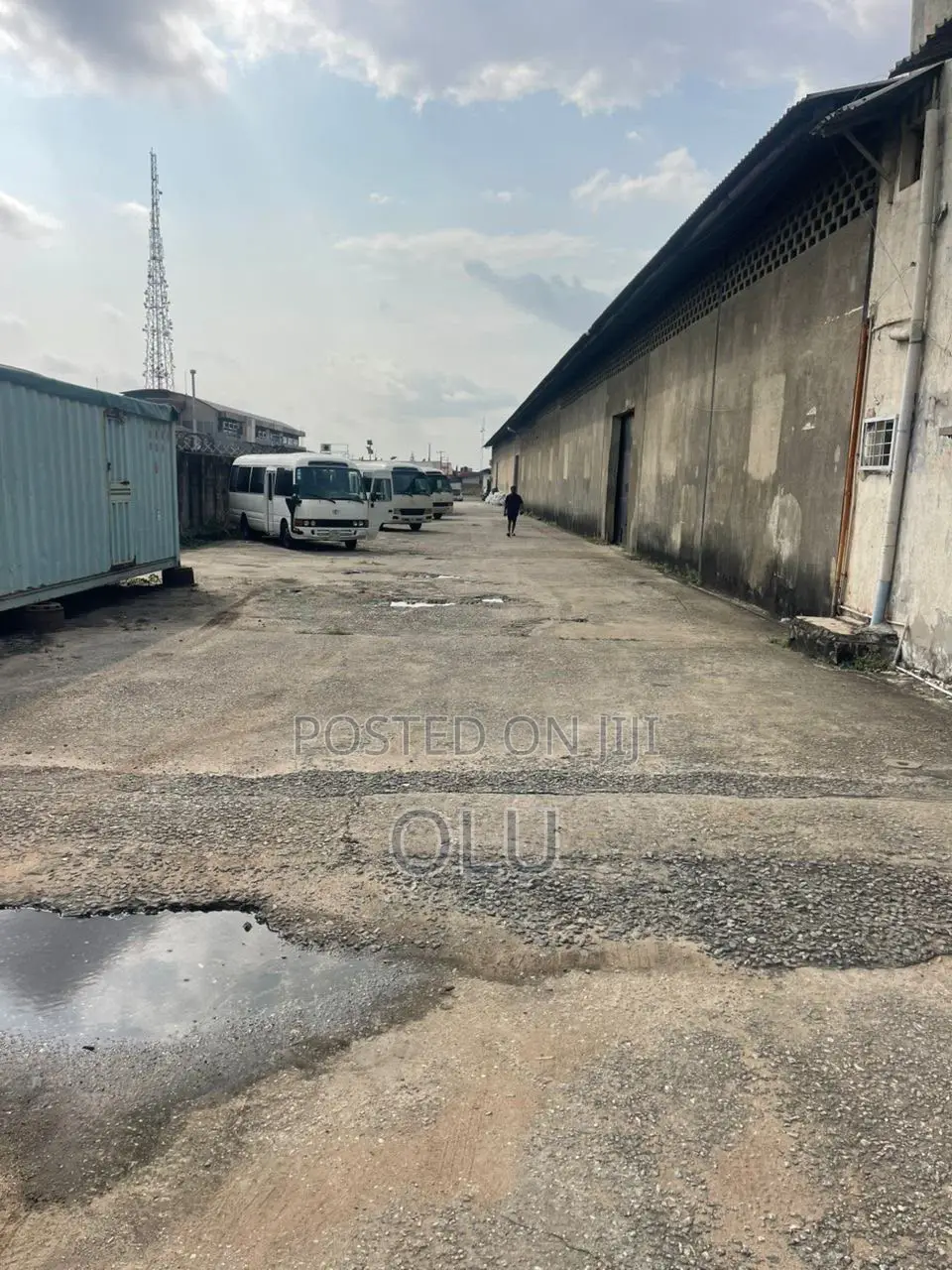 Very Big Warehouse on 14,000 SQM of Land in Ojota Lagos in New Garage / Ojota