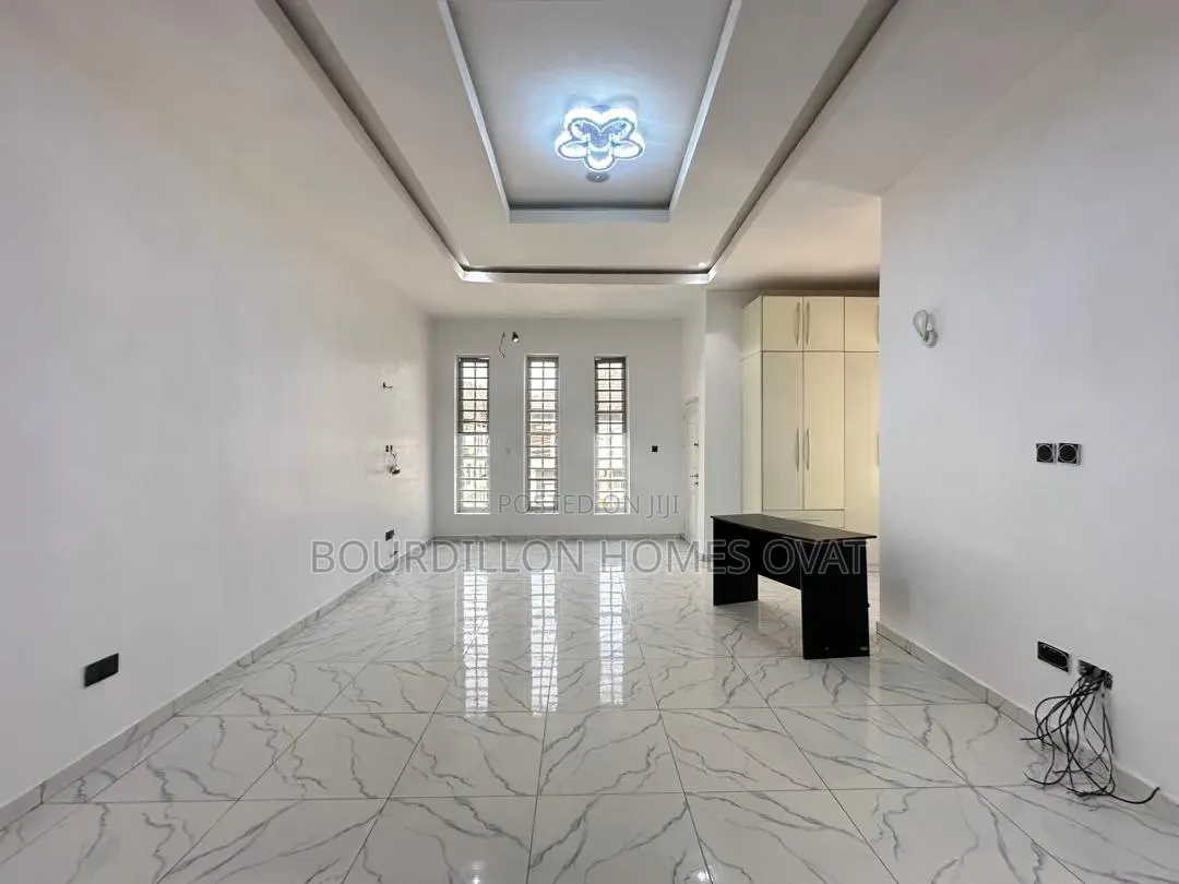 4bdrm Duplex in Chevron Lekki Lagos for rent in Chevron