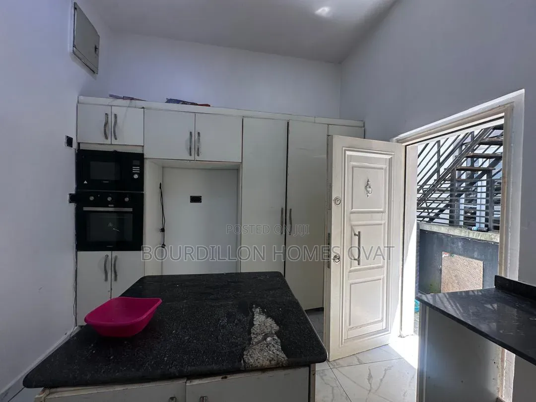 4bdrm Duplex in Chevron Lekki Lagos for rent in Chevron