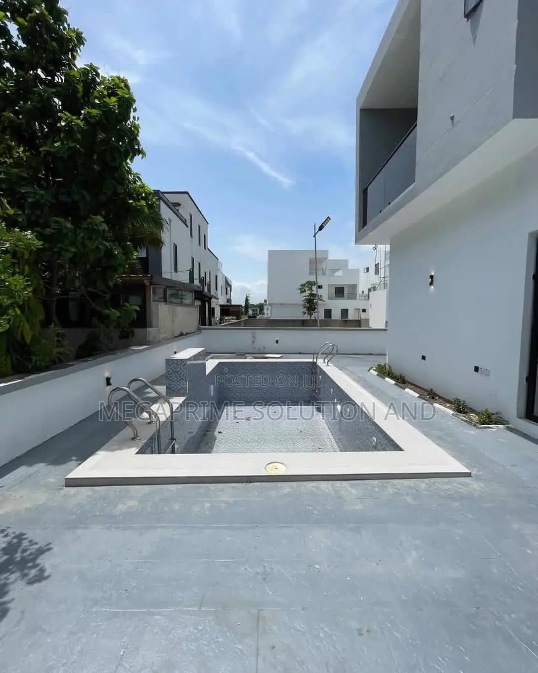 5bdrm Duplex in VGC / Ajah for sale in VGC / Ajah
