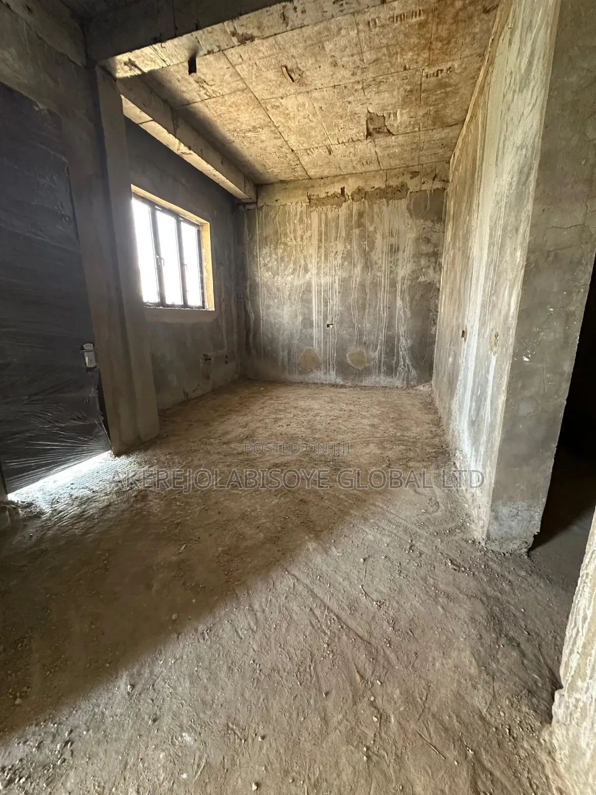 4bdrm Duplex in In An Estate Around for sale in Life Camp