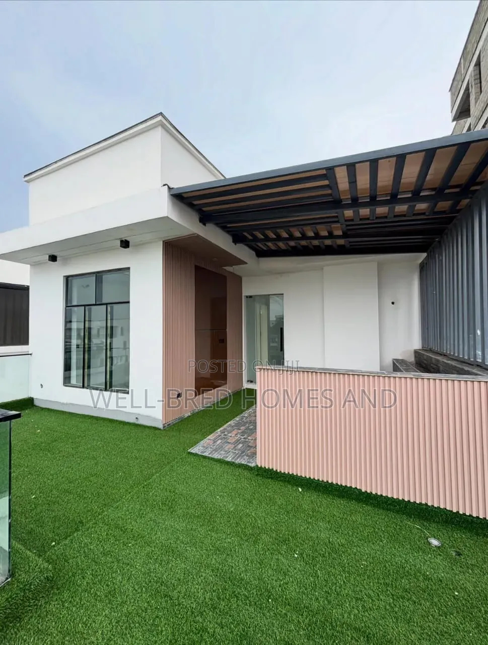 5bdrm Duplex in Lekki Phase 1 for sale in Lekki Phase 1