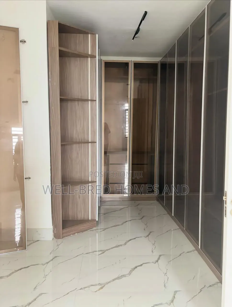 5bdrm Duplex in Lekki Phase 1 for sale in Lekki Phase 1