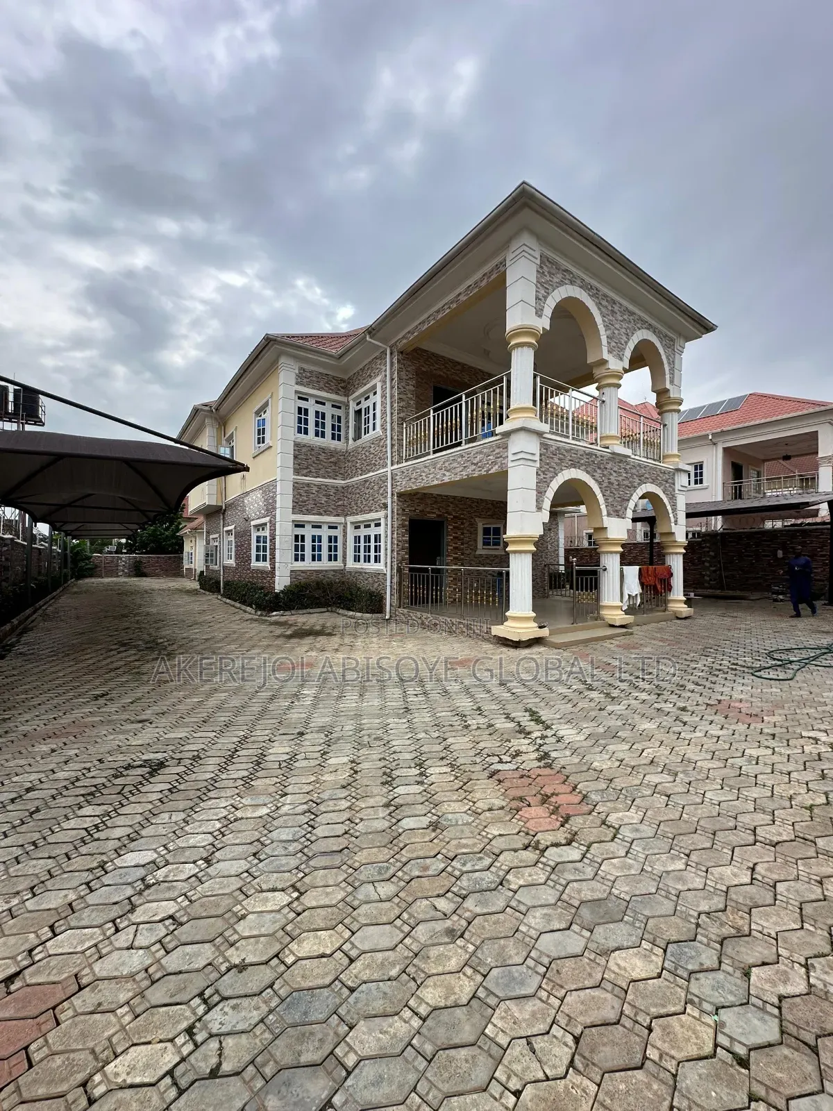 4bdrm Duplex in In An Estate Around for sale in Life Camp