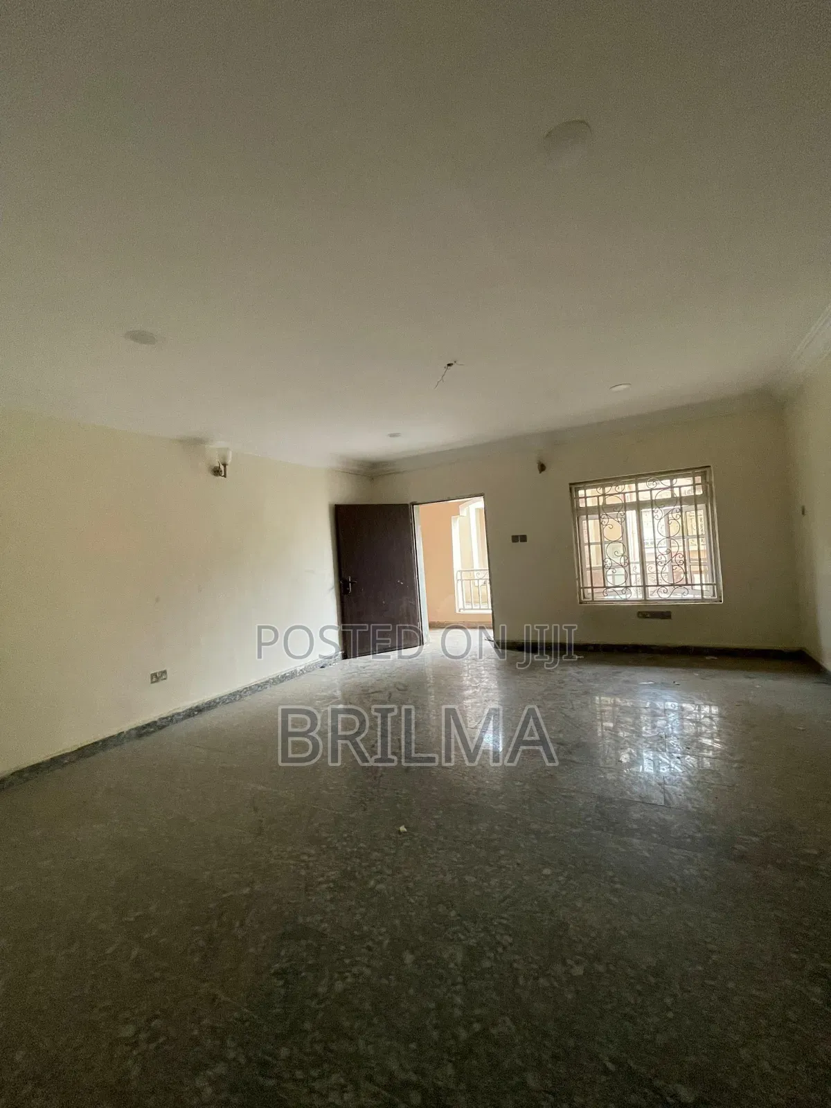3bdrm Block of Flats in Utako for sale in Utako