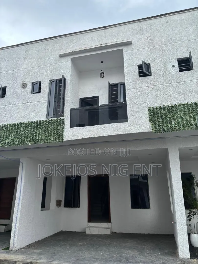 3bdrm Townhouse/Terrace in Atlantic Nominee, Off Lekki-Epe Expressway in Off Lekki-Epe Expressway