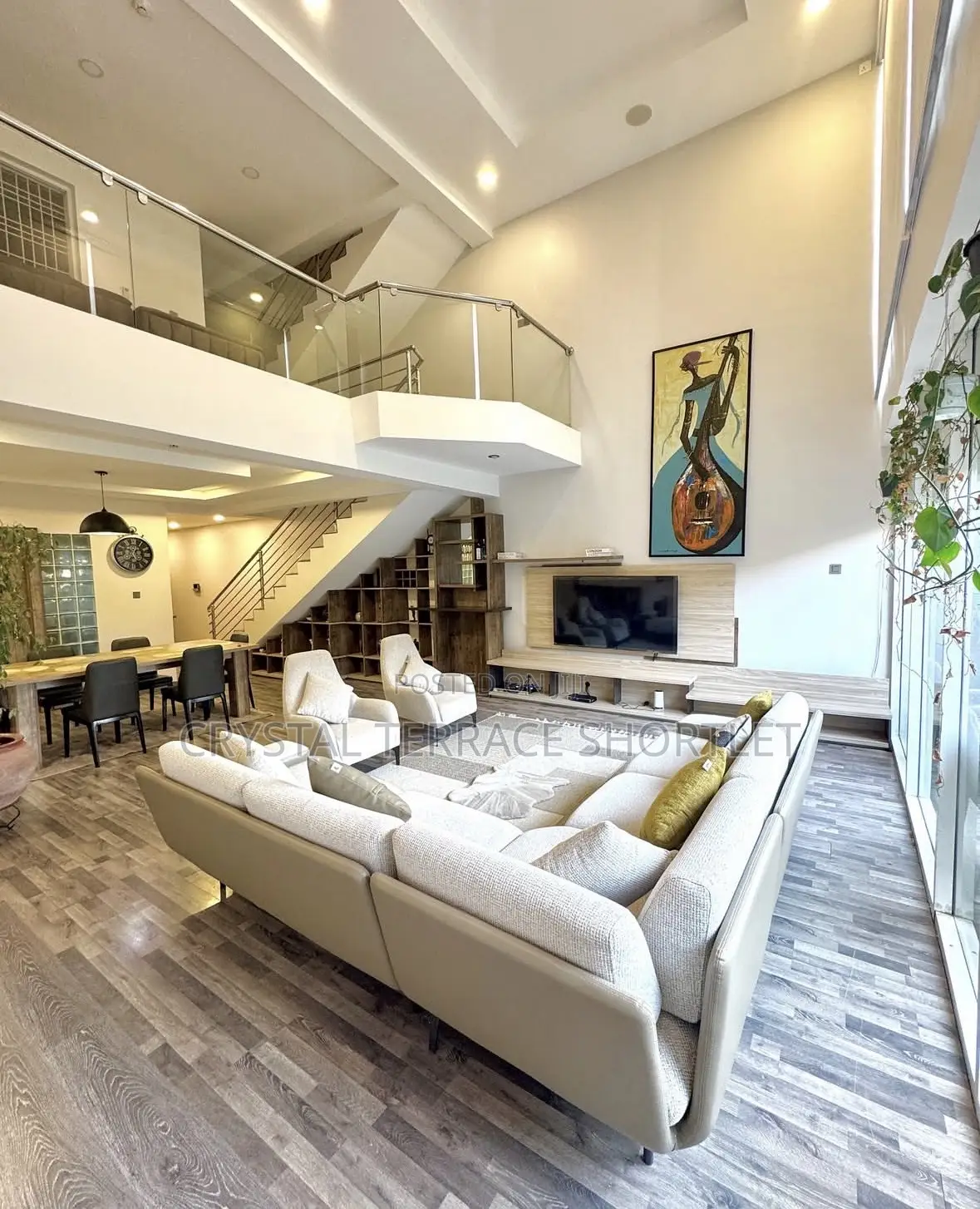 Luxurious 4 Bedroom Apartment Short Let in Lekki Phase 1