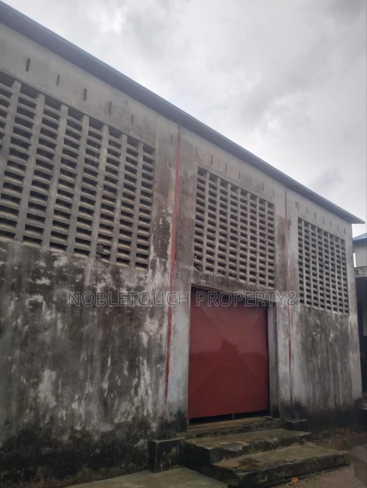 Commercial Warehouse With Office Complex Alone in the Compound in Council