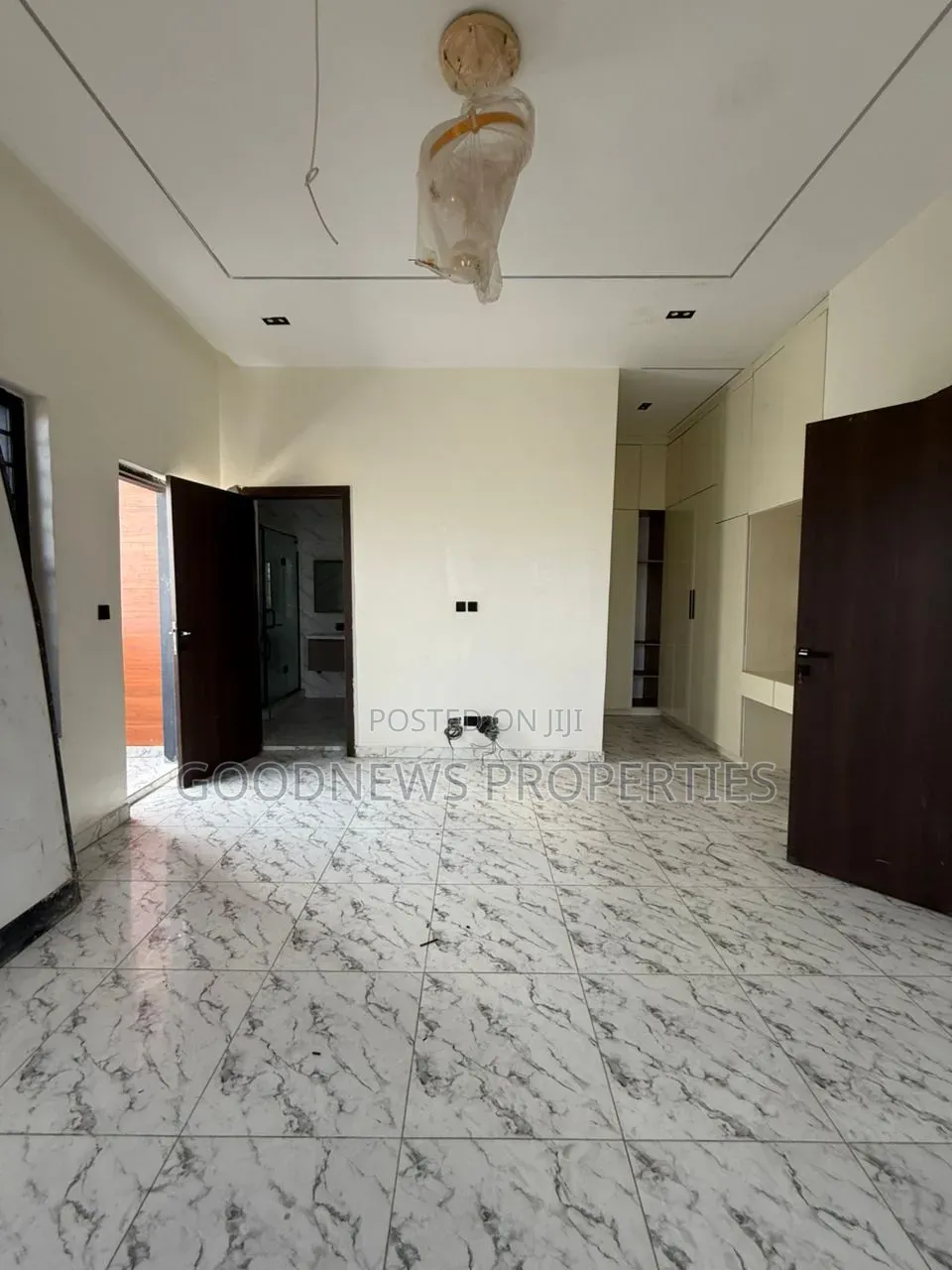 4bdrm Duplex in Orchid Road Lekki, Ikota for sale in Ikota