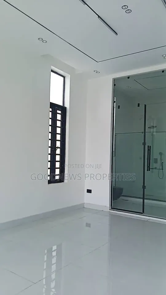 5bdrm Duplex in Olokonla for sale in Olokonla