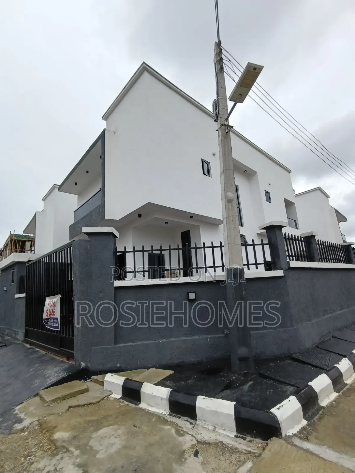 4bdrm Duplex in Spring Valley Estate, Sangotedo for sale in Sangotedo