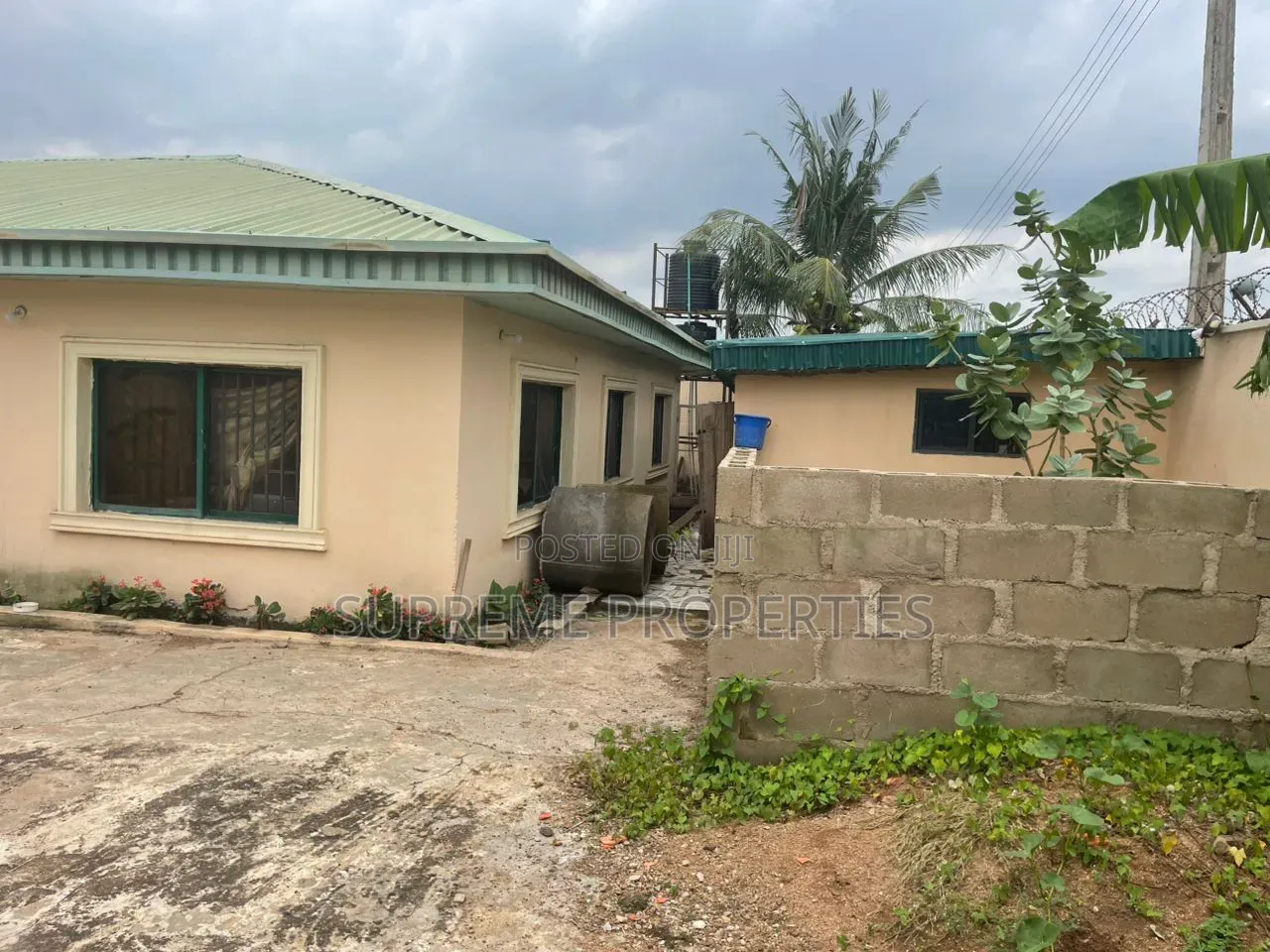 3bdrm Bungalow in Akobo, Ibadan for sale in Ibadan