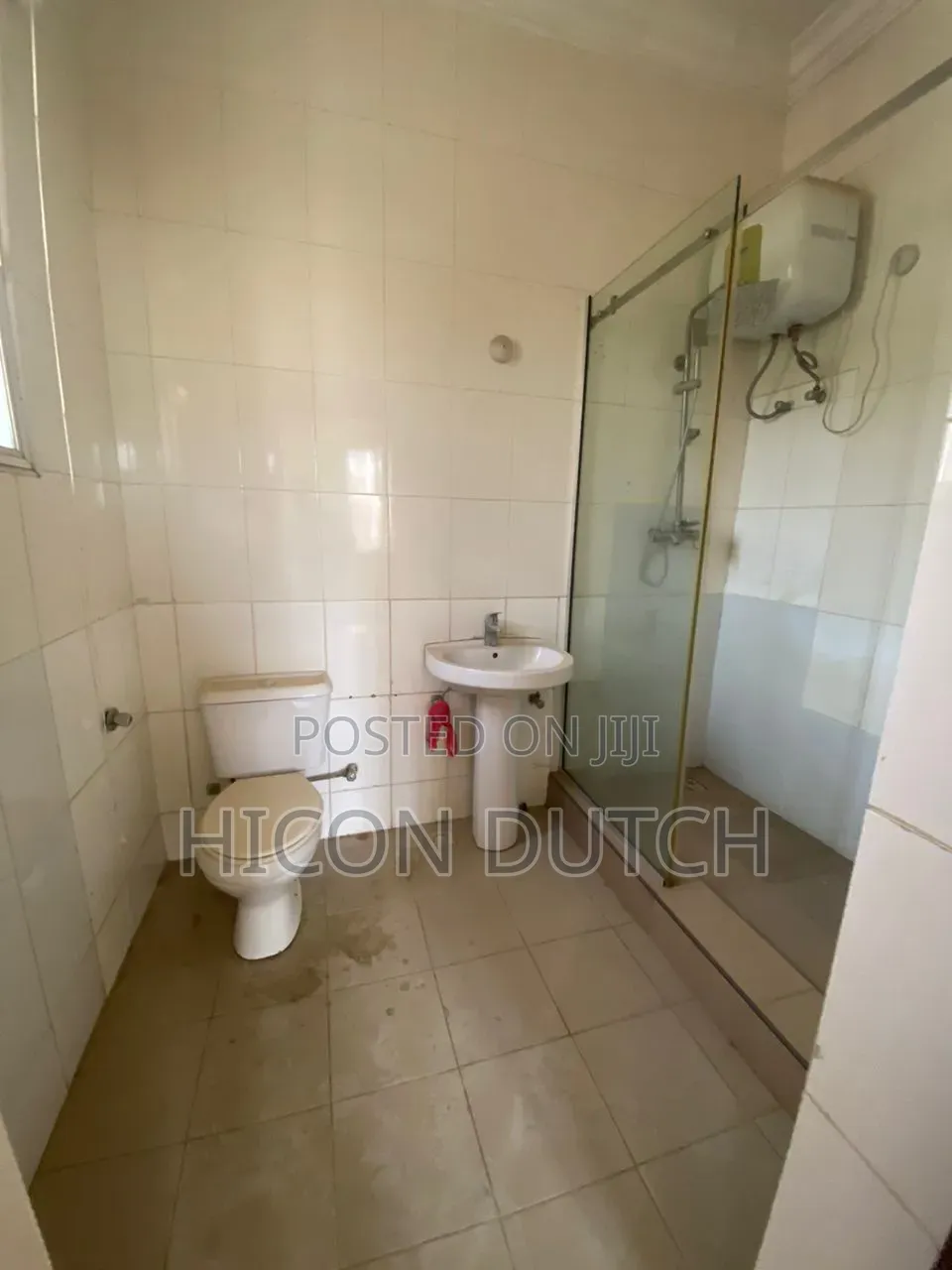 3bdrm Block of Flats in 4Th Avenue, Gwarinpa for rent in Gwarinpa