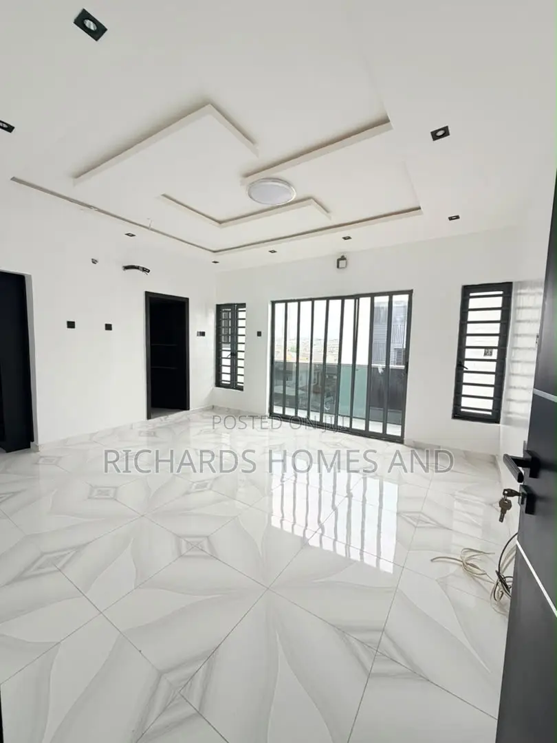 4bdrm Duplex in Opebi for sale in Opebi