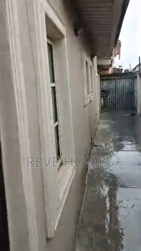 Furnished 2bdrm Apartment in Omole Phase 2 for rent in Omole Phase 2