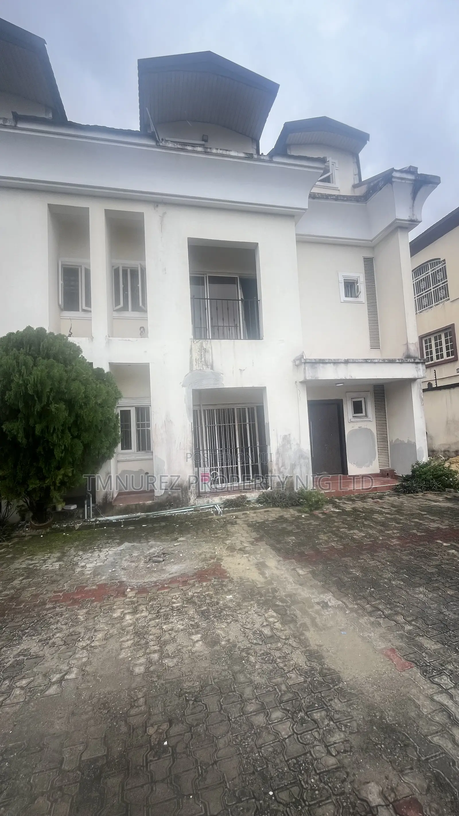 4bdrm Duplex in The Heart Of Lekki for rent in Lekki Phase 1