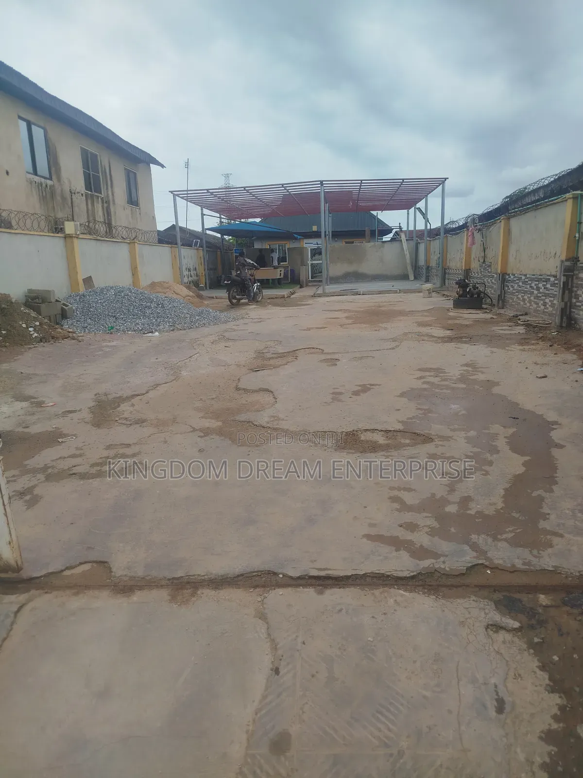 Commercial Space for Lease Directly on Olaniyi Road Abulegba Lagos in Abule Egba