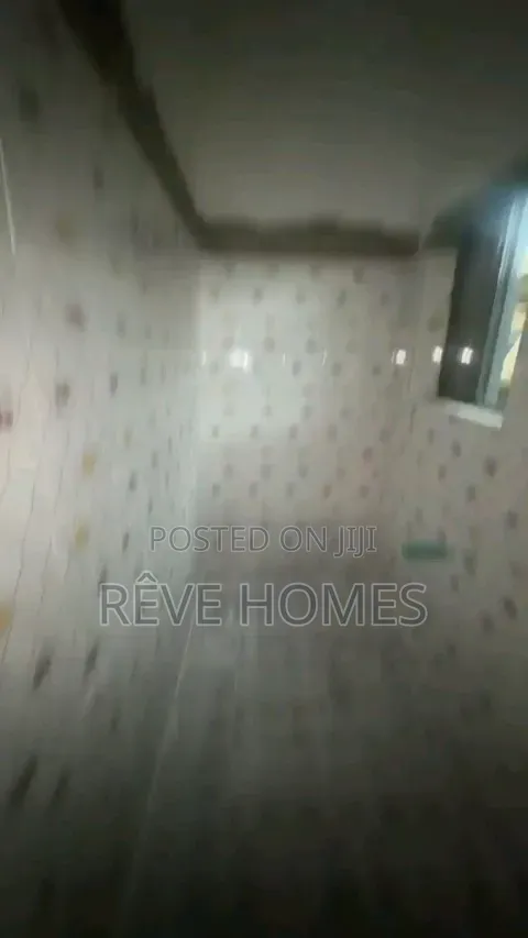 Mini Flat in CHallenge / Mushin for rent in CHallenge / Mushin