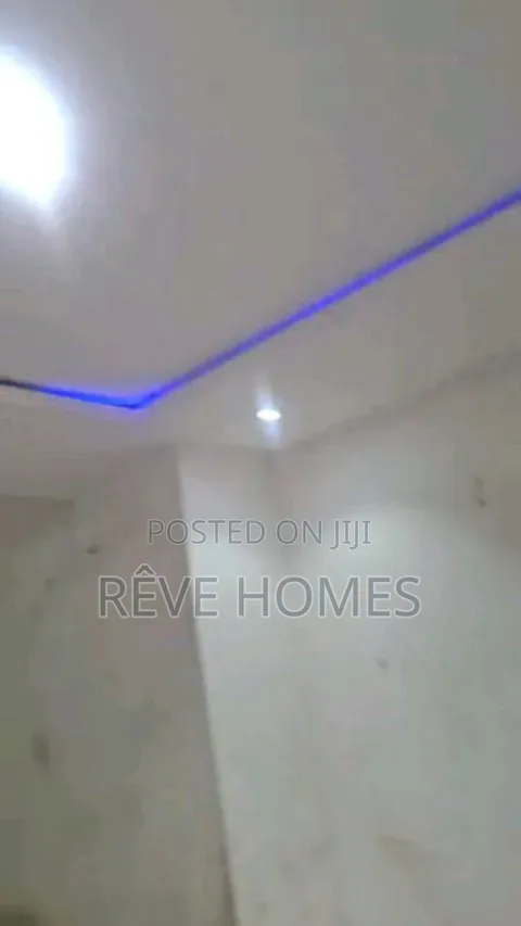 2bdrm Apartment in Adekunle for rent in Adekunle