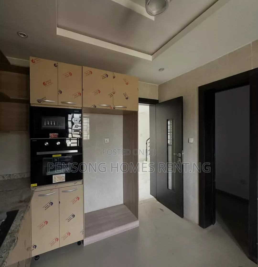 4bdrm Duplex in Ajah, Lekki Expressway for rent in Lekki Expressway