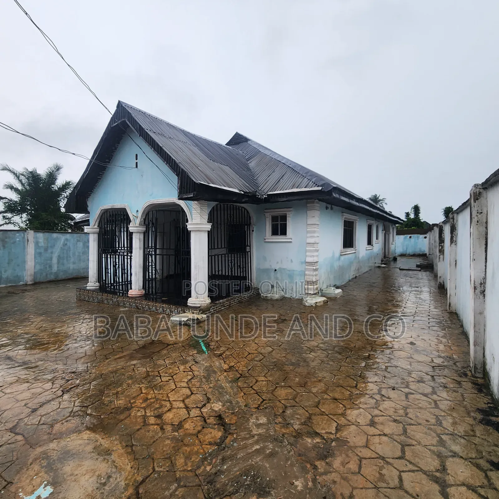2bdrm Block of Flats in Akinyele for sale in Akinyele