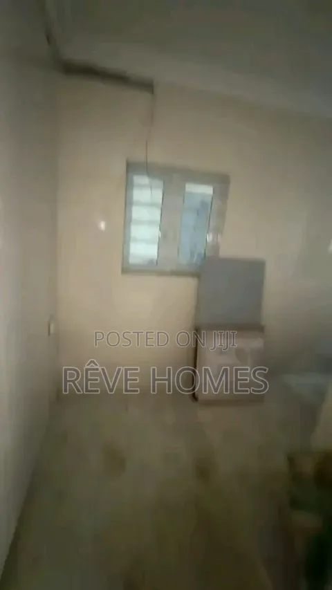Furnished Mini Flat in Adekunle for rent in Adekunle
