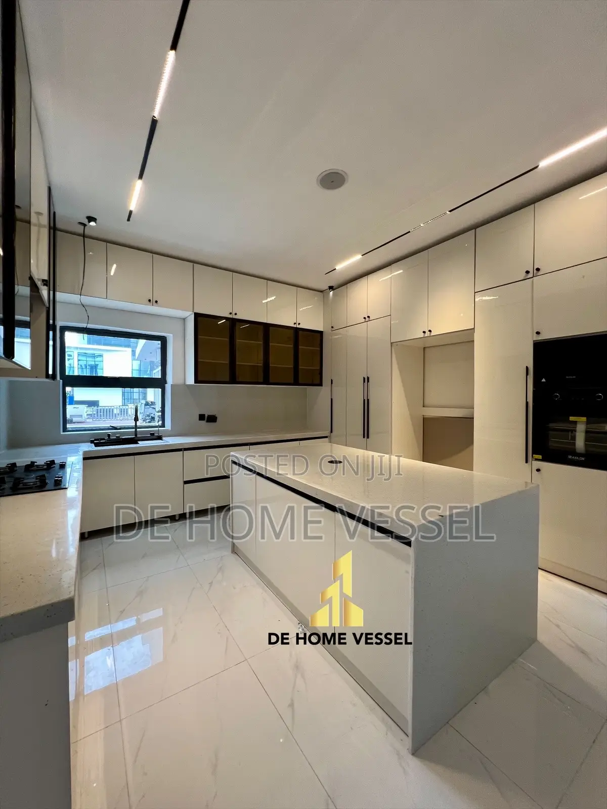 5bdrm Duplex in Lekki for sale in Lekki