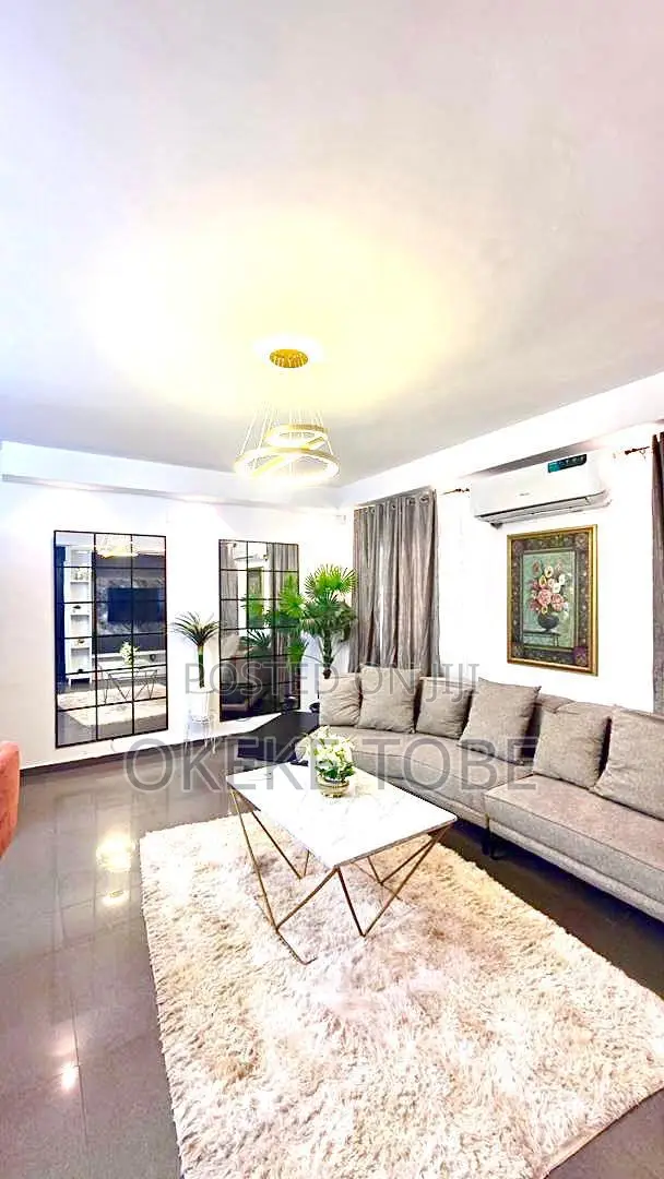 Three Bedroom Apartment Shortlet Lekki Phase 1 in Lekki Phase 1