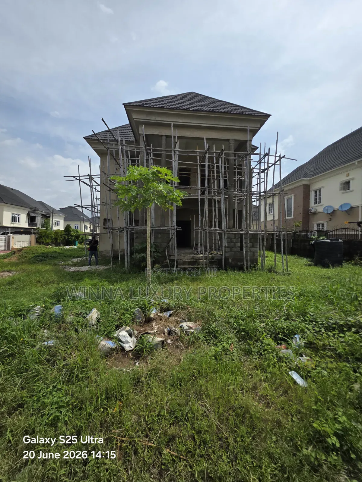5bdrm Duplex in River Park Estate, Lugbe District for sale in Lugbe District