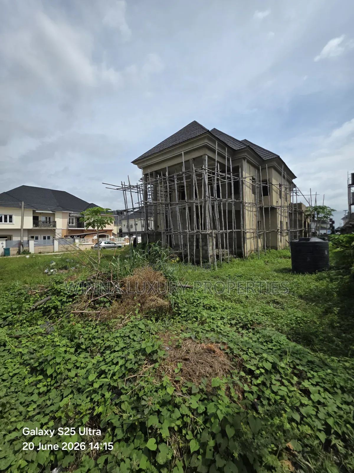 5bdrm Duplex in River Park Estate, Lugbe District for sale in Lugbe District
