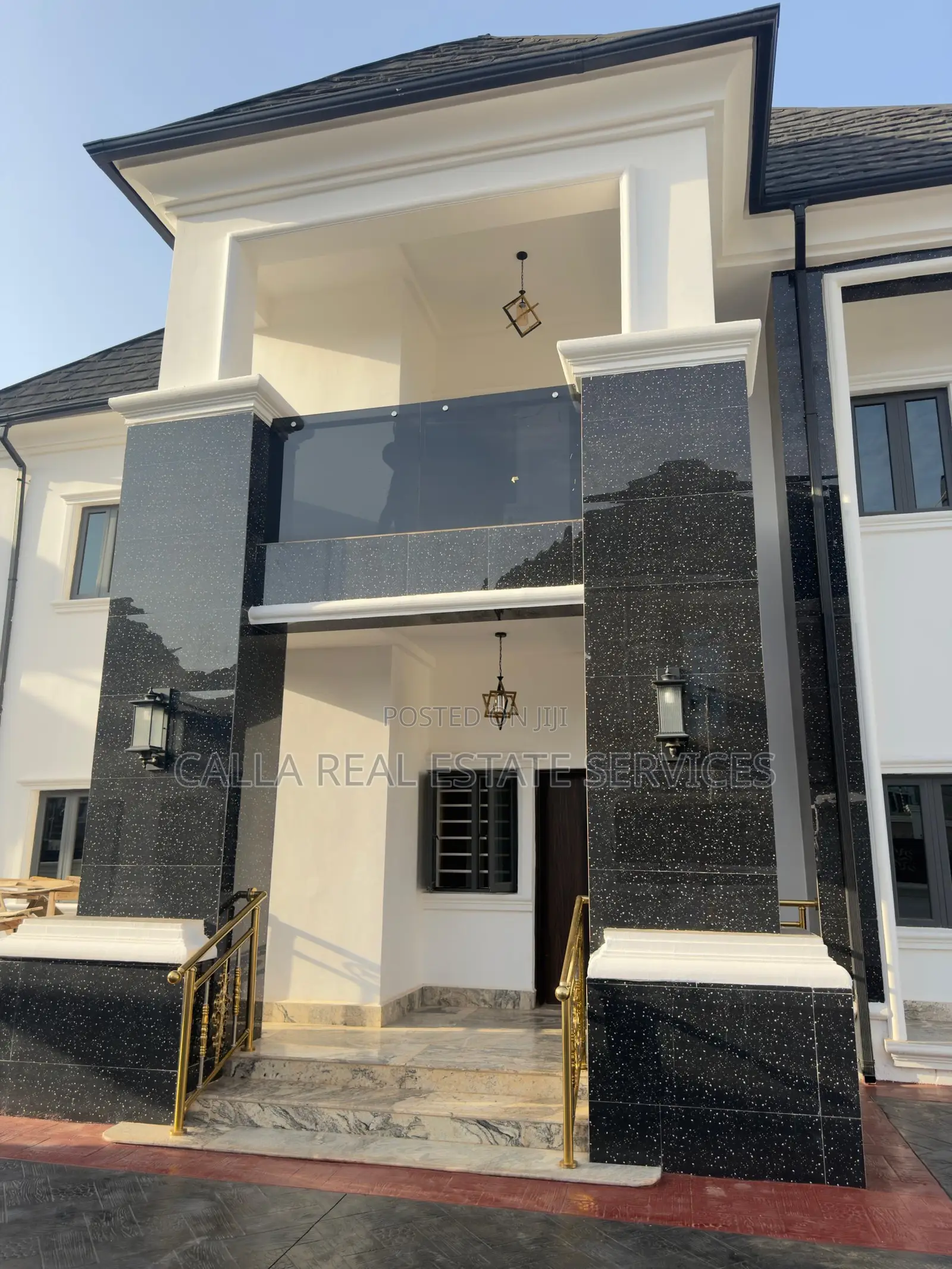 5bdrm Duplex in Karsana for sale in Karsana