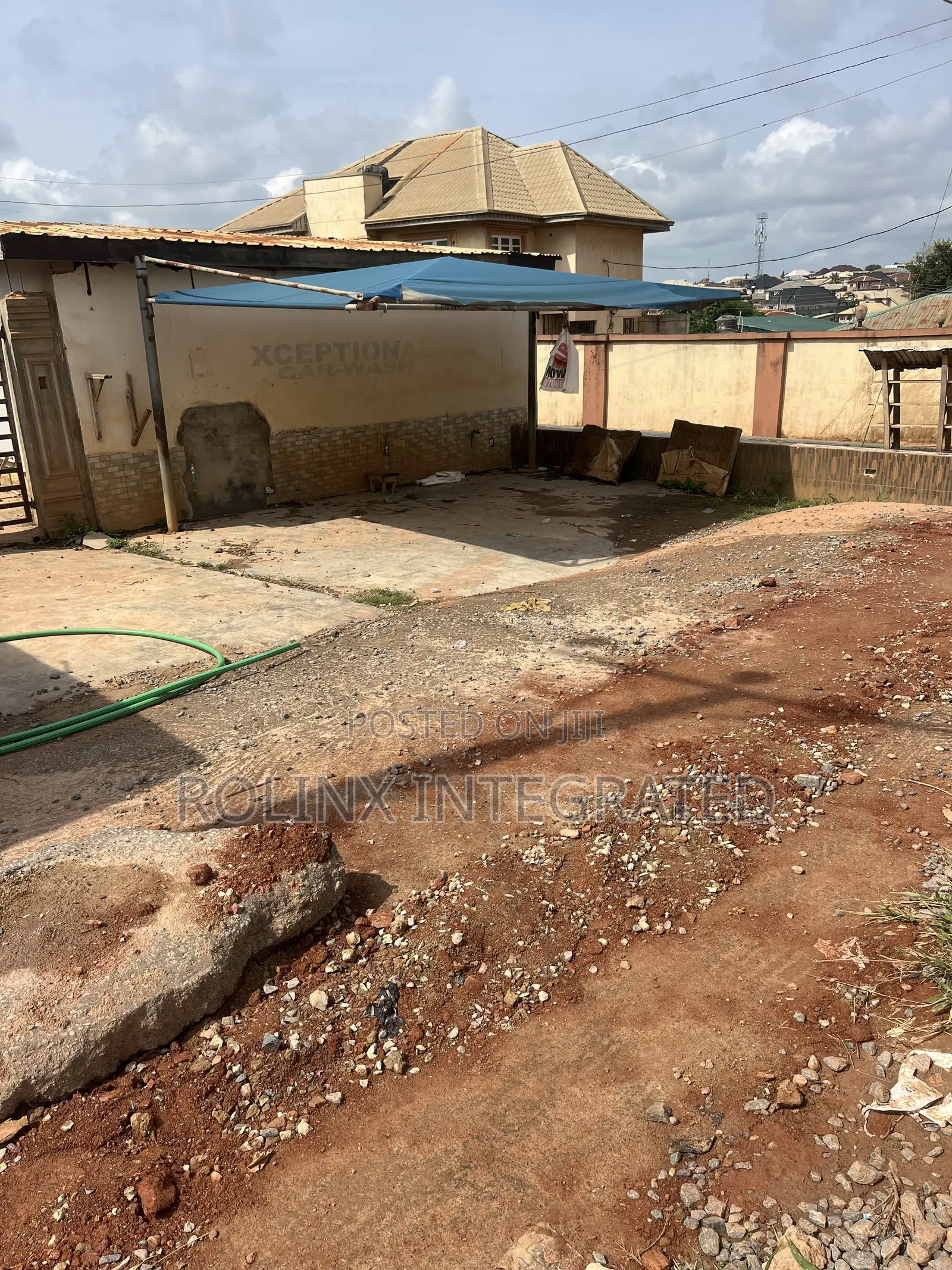 Car Wash Space in Odo Ona