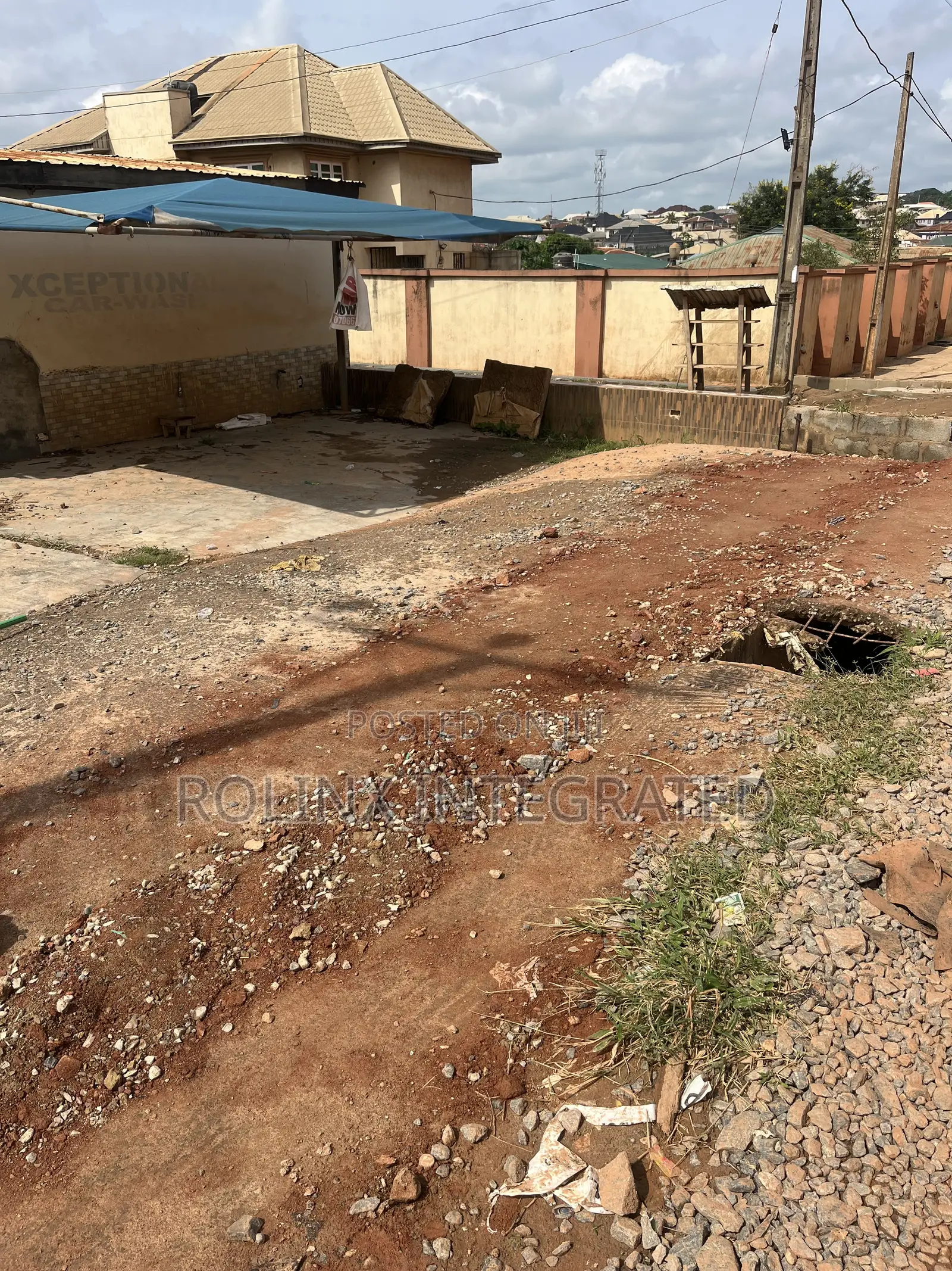 Car Wash Space in Odo Ona