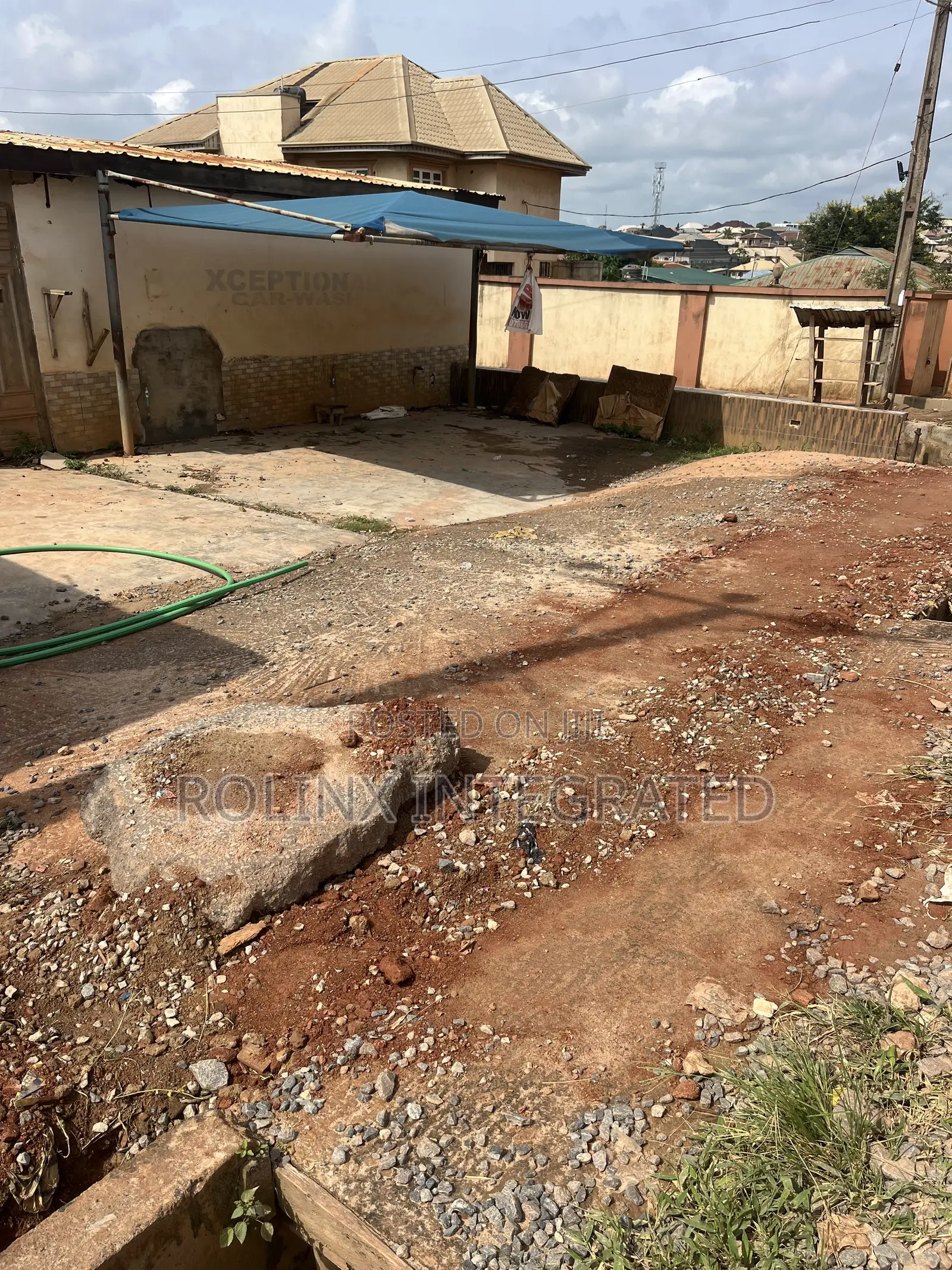 Car Wash Space in Odo Ona