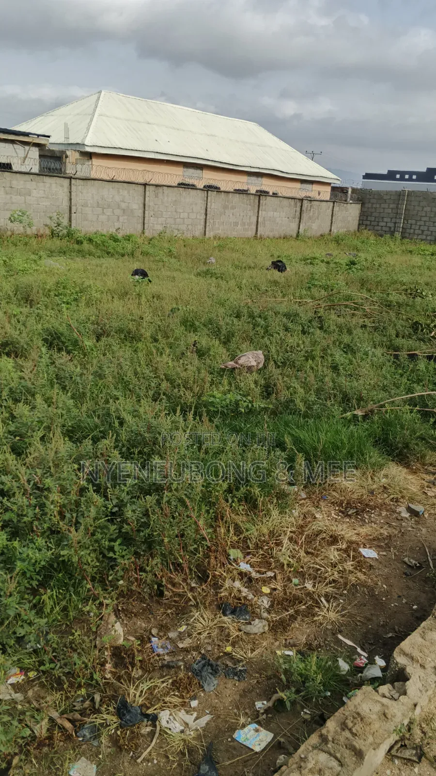 60/90sqm Land for Sale in Karu