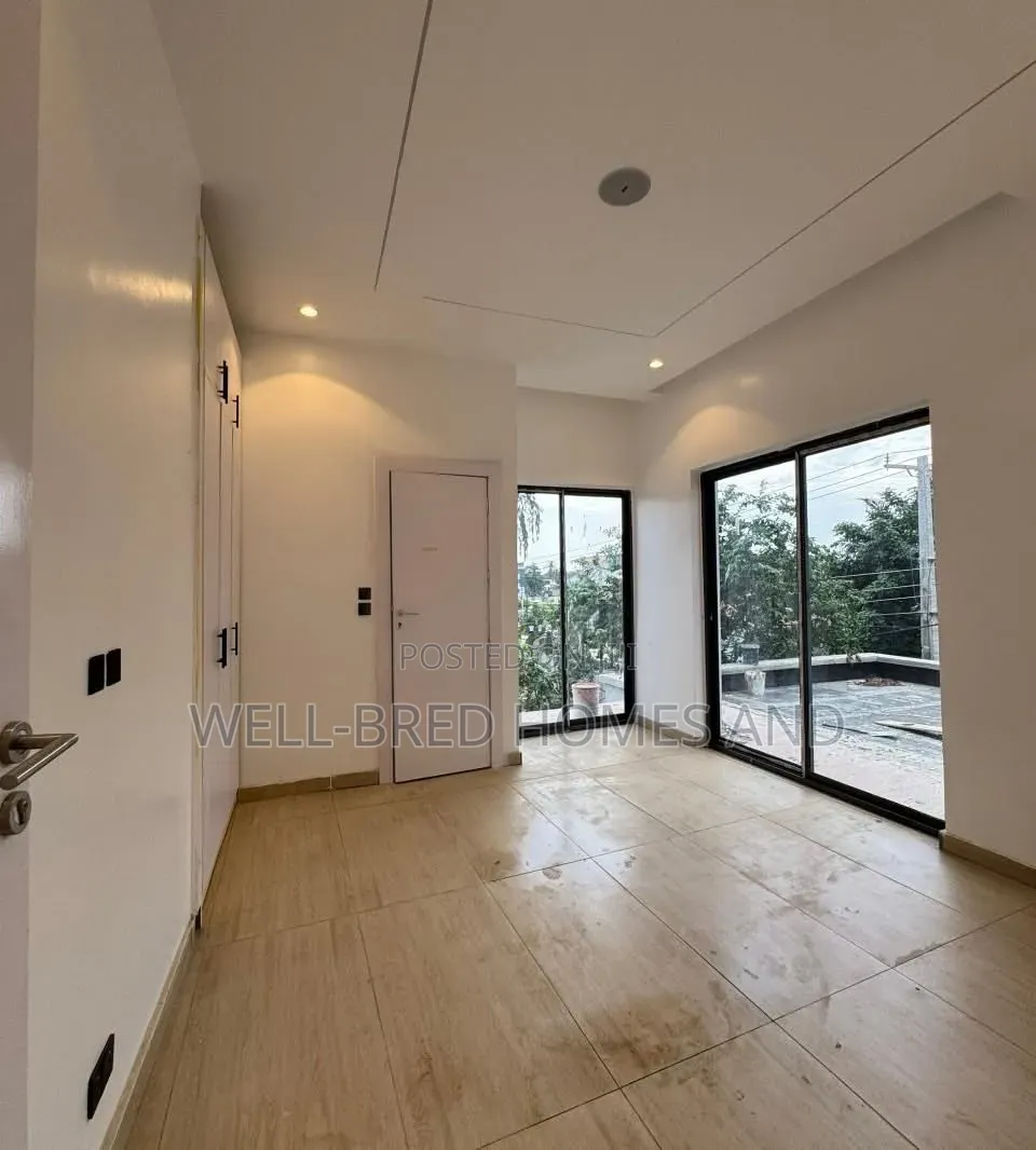 3bdrm Apartment in Ikeja GRA for sale in Ikeja GRA