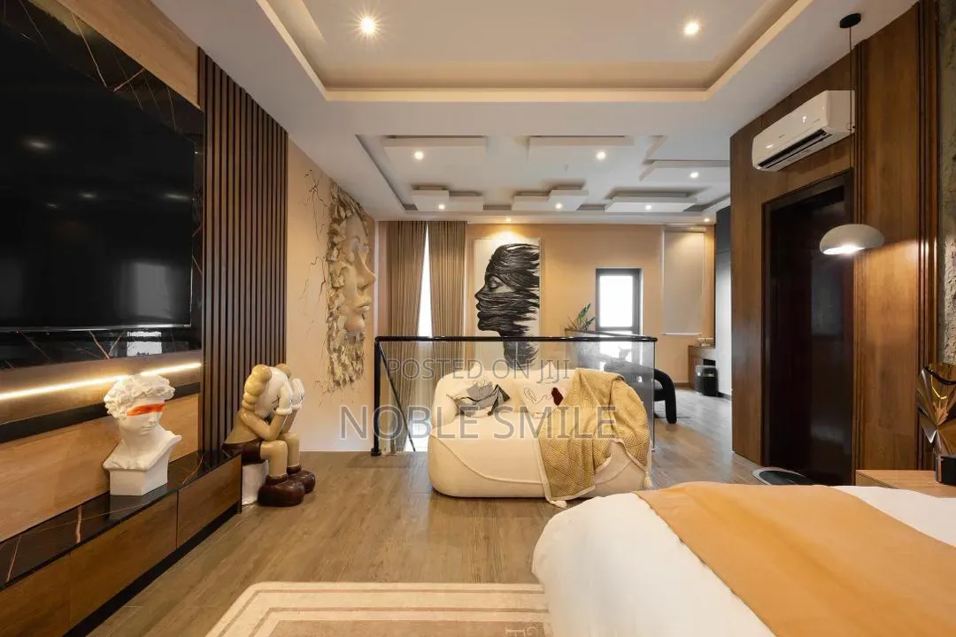 Luxury 1bedroom Loft With Pool and Ps5 in Lekki Phase 1