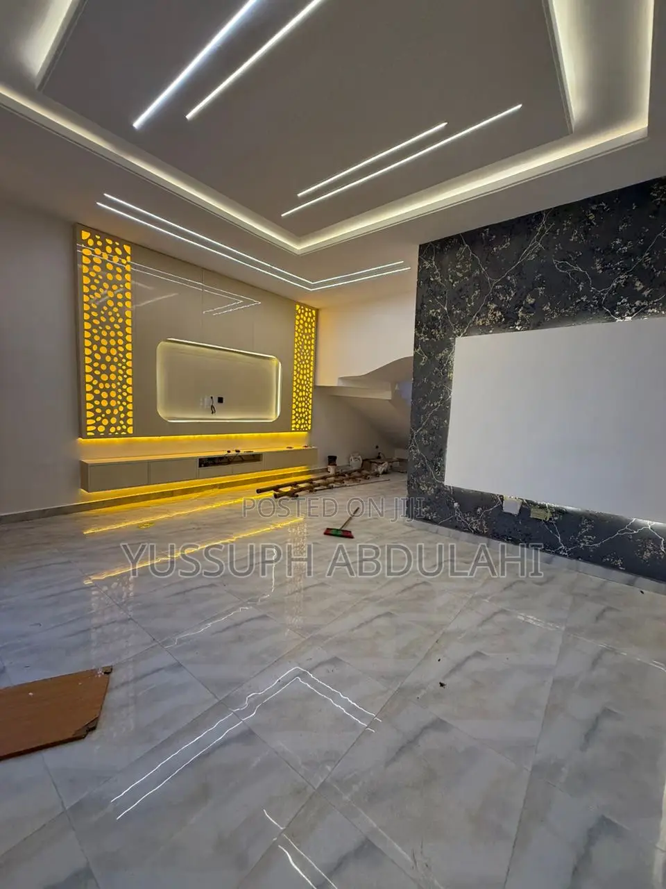 4bdrm Duplex in Osapa for sale in Osapa london