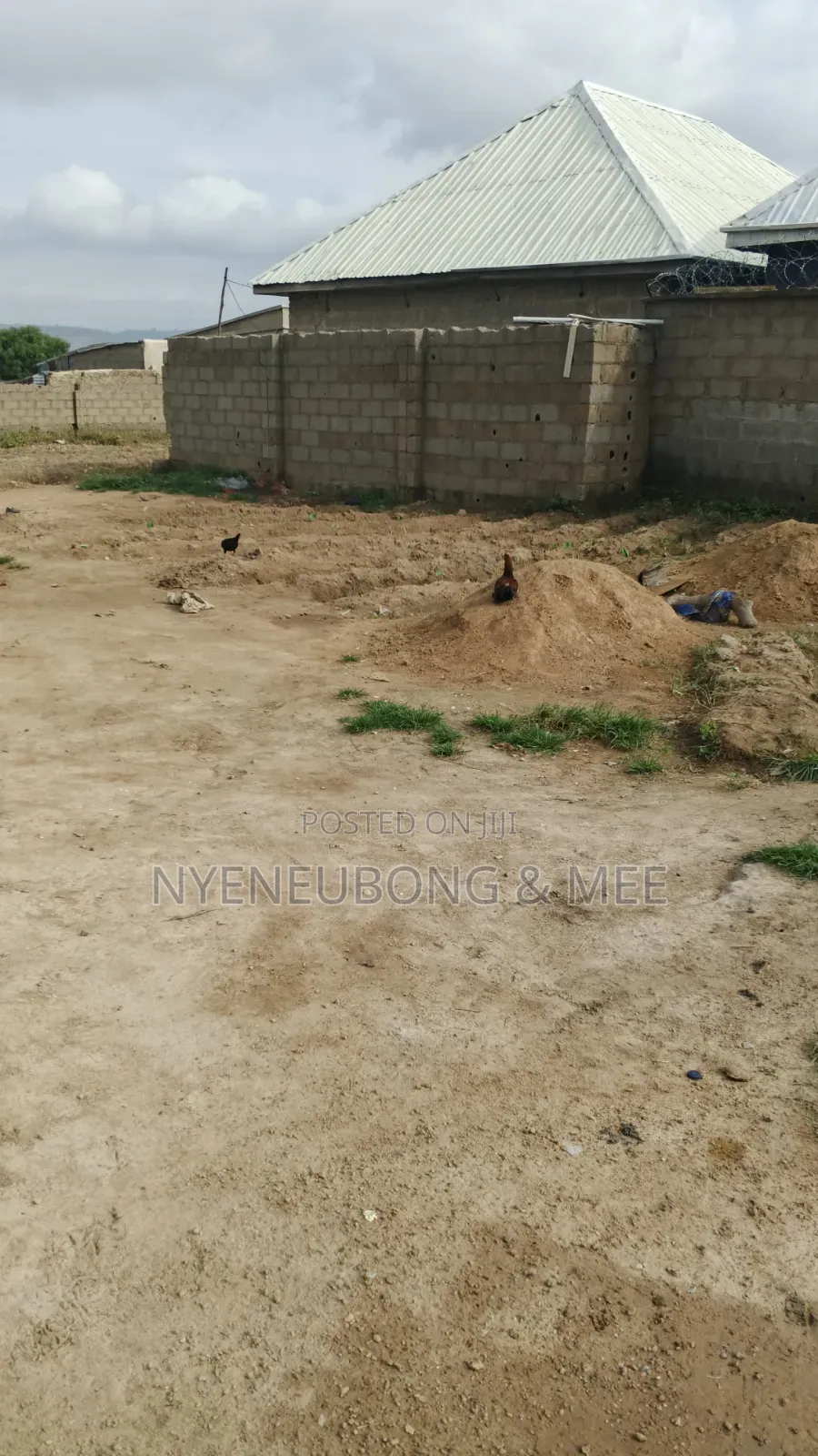 5.6m 40/60sqm. Land for Sale in Karu