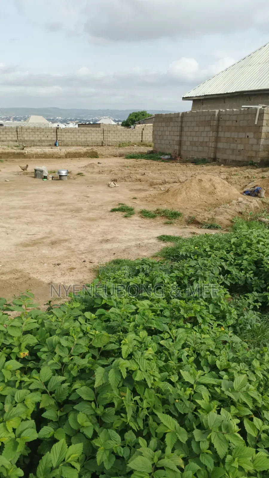 5.6m 40/60sqm. Land for Sale in Karu