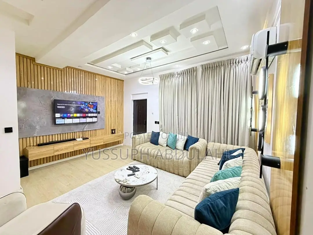 2 Bedrooms Lekki Phase1 in Ikate