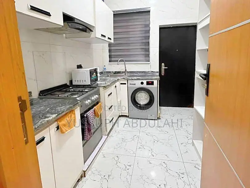 2 Bedrooms Lekki Phase1 in Ikate