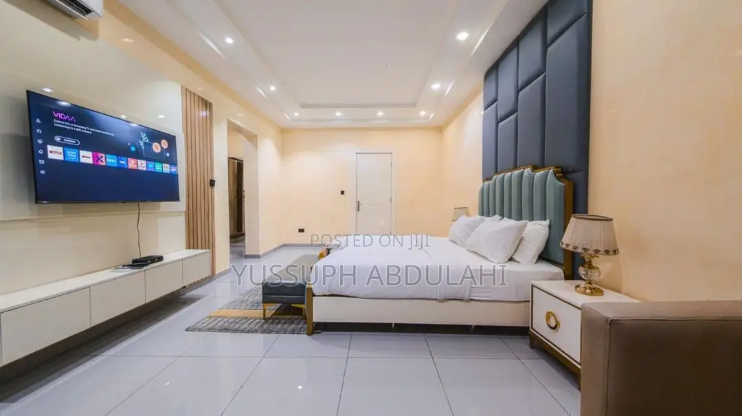 4 Bedrooms Lekki Phase1 in Lekki Phase 1